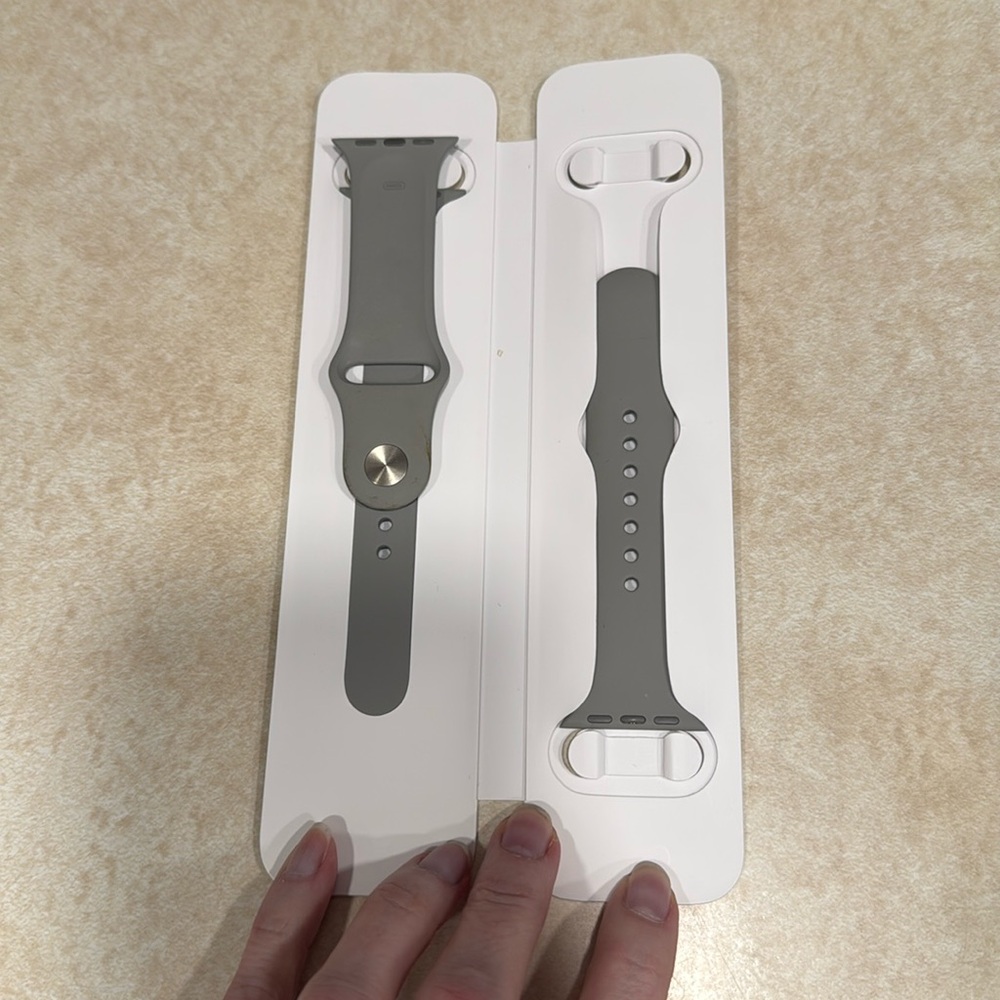 NEW AUTHENTIC Apple Watch band, 40mm (series 8,9), gray, fits small & large